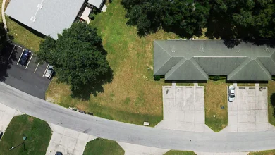 Photo of Neighbors Called the Cops on My Mother for Always Bringing Orphans to Her House – The Truth Behind This Made the Whole Neighborhood Cry