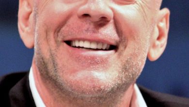 Photo of BRUCE WILLIS CARE FACILITY MOVE THE TRUTH BEHIND EMMA HEMING TEARFUL GOODBYE