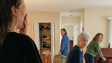 Photo of After my husband’s funeral, I returned home with my black dress still clinging to my skin. I opened the door… and found my mother-in-law and eight family members packing suitcases as if it were a hotel.