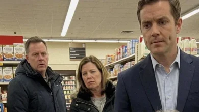 Photo of An 8-Year-Old Girl Asked Me to Buy Milk for Her Brother – The Next Day, a Man Who Was Behind Her in Line Showed up at My Door with Security