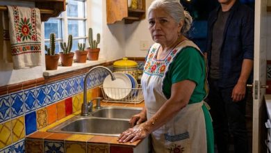 Photo of “Mom… when do you plan to leave our house?” my son said coldly, unaware that I had just won 1.5 billion Mexican pesos in the lottery.