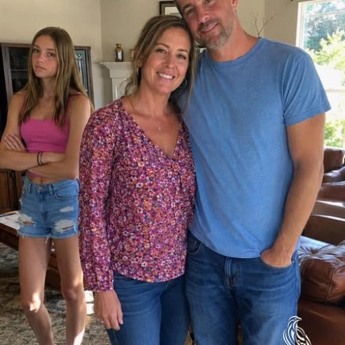 My Daughter Begged Me Not to Let My New Boyfriend Move In – A Week After She Disappeared, the Principal Called and Said, ‘She Left Something in Her Locker for You’