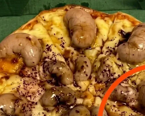 I ordered a pizza in the evening. The delivery driver brought it to me.