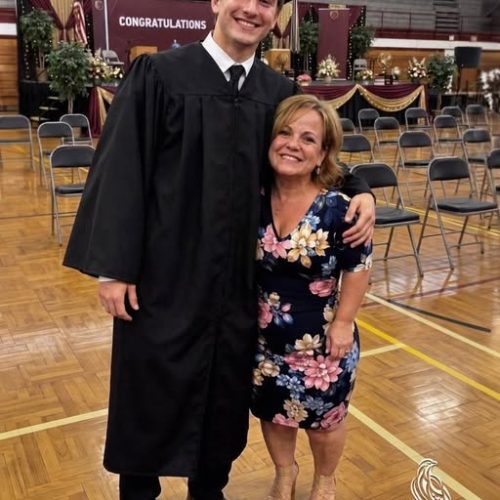 My Mom Raised Me Alone – but at My College Graduation, My Biological Father Showed Up and Said She’d Lied to Me My Whole Life