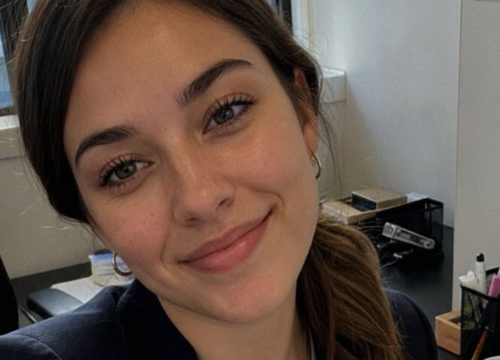 My Boss Walked Into the Office Just as Her Husband Grabbed My Hand – What She Did Next Made Me Go Completely Numb